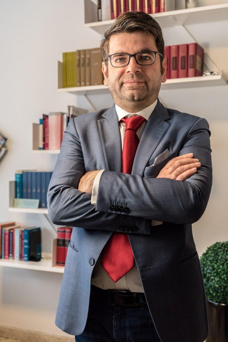 Avv. Vincenzo Ragazzi 